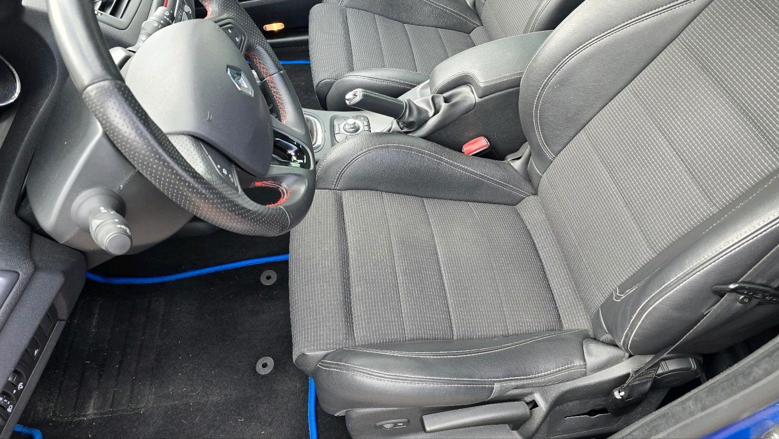 Renault Megane 2012 — photo 10