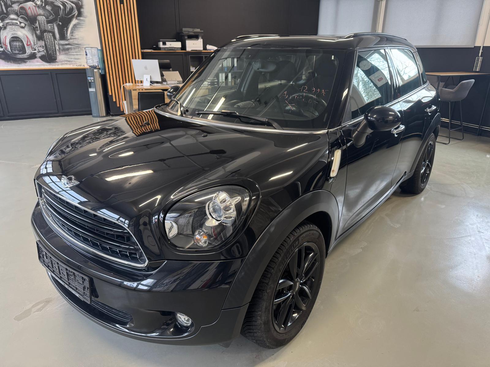 MINI Countryman Steptronic 1HAND PANORAMA BI-XENON