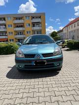 Renault Clio Dynamique 1.2 16V Dynamique - Renault Clio aus 2002: 1.2