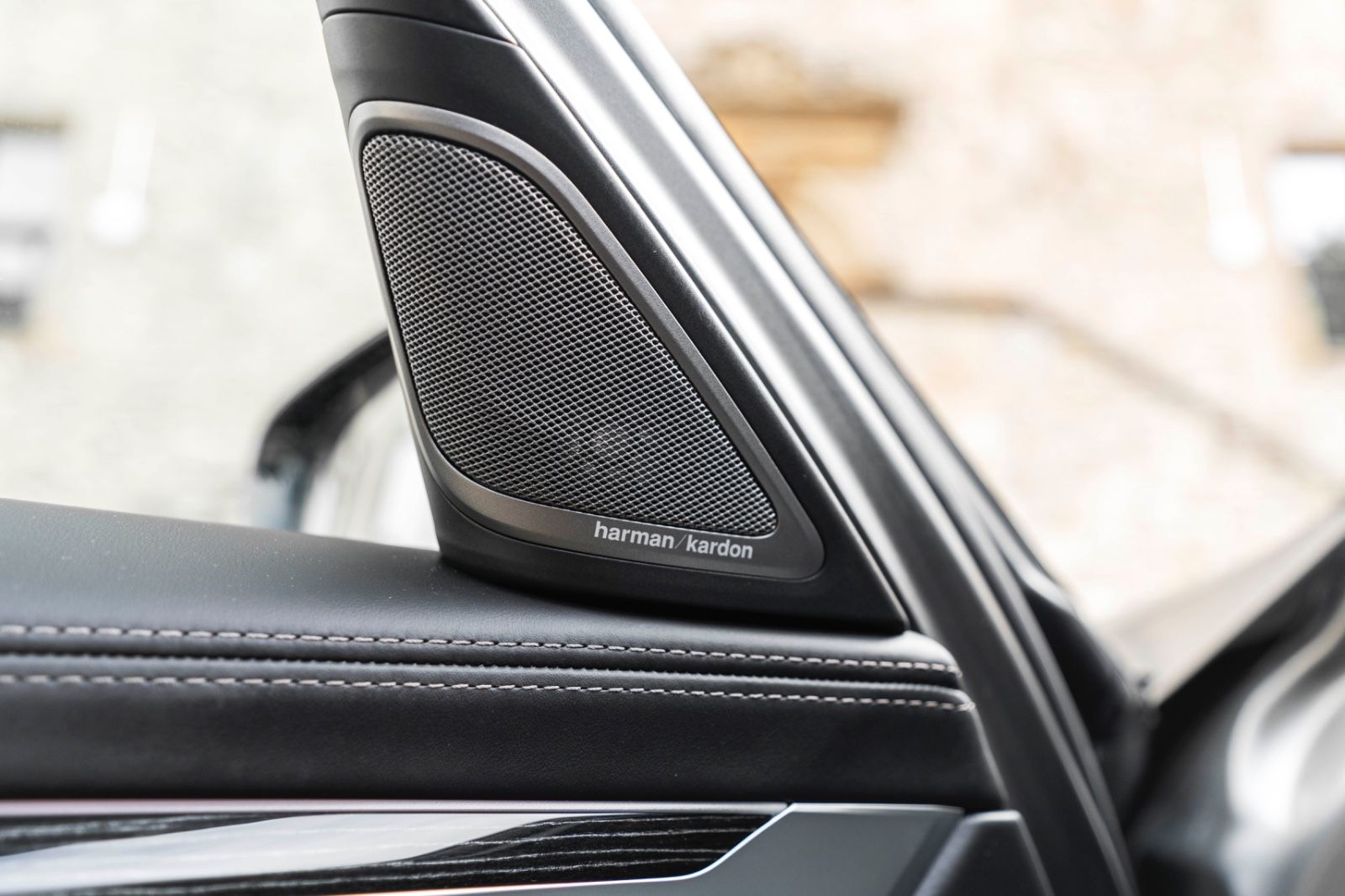 Fahrzeugabbildung BMW 745 e M Sportpaket Laserlicht Head Up Harman