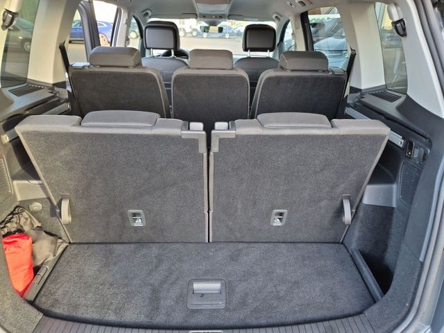 Touran 1.5 TSI Move *DSG*STANDH*AHK*NAVI*KAMERA*