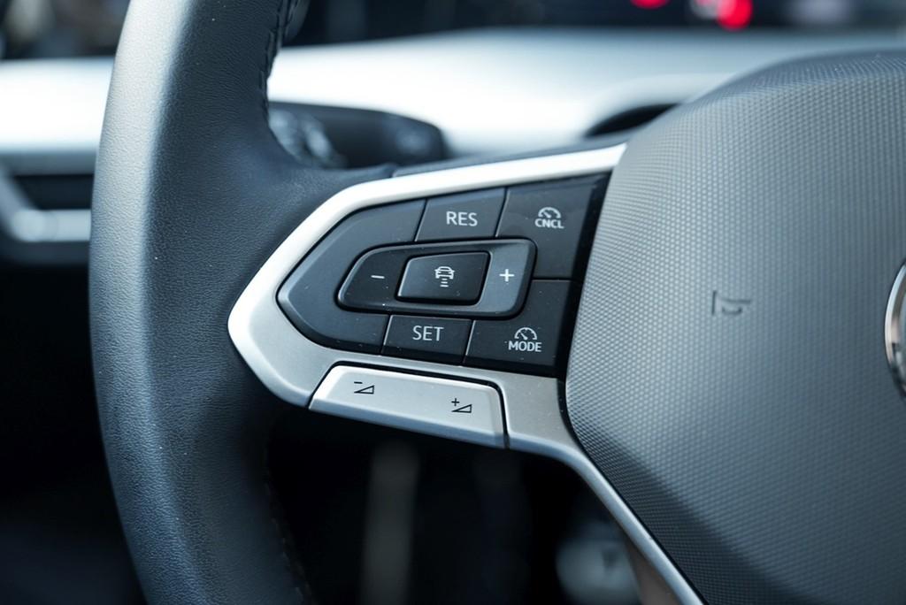 Volkswagen Golf VIII 1.5 TSI GOAL /LED/Navi/AHK/ACC/RFK, миниатюра 17
