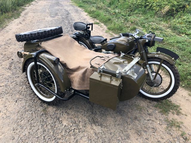 Ural Dniepr M-72 K-750