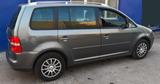 Volkswagen Touran 1.6 DSG Automatik TÜV02.28 PDC SHZ TOP KL - Volkswagen Touran mit Benzin-Antrieb: Kleinbus, Automatik, 1.6