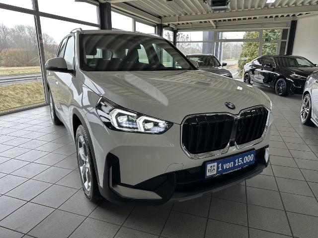 BMW X1  xDrive23i LED HUD LED PDC Kamera Sitzhz. Kli