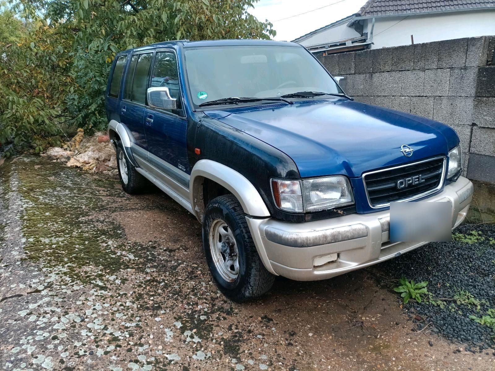 Opel Monterey