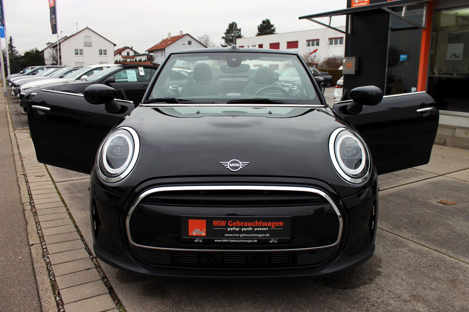 Fahrzeugabbildung MINI Cooper Cabrio Classic-Trim LED KAM PDC SHZ NAV