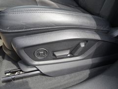 AUDI RSQ8 4.0 TFSI quattro Matrix Sportaga Sthzg Pano AUDI RSQ8 4.0 TFSI quattro Matrix Sportaga Sthzg Pano