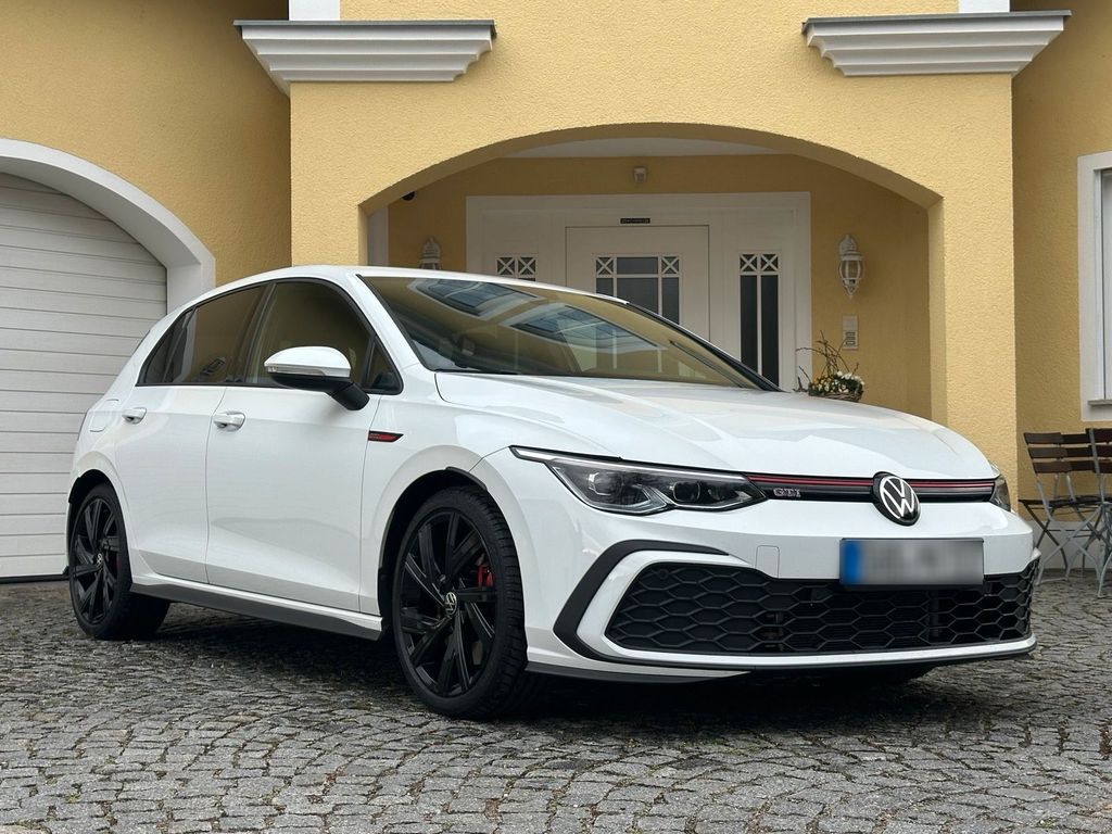 Image of Volkswagen Golf