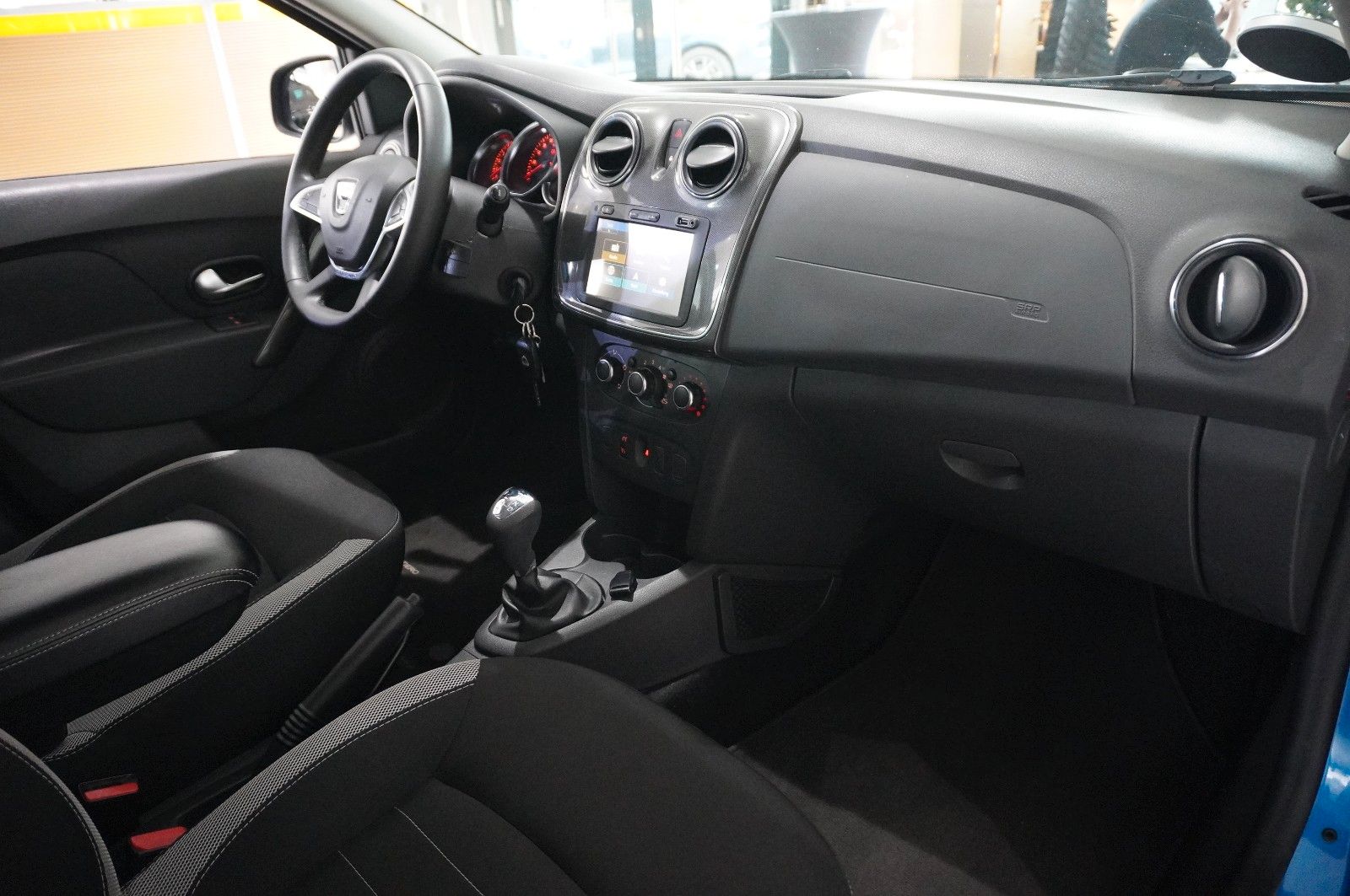 Fahrzeugabbildung Dacia Sandero II Stepway 0.9 TCE PRESTIGE NAVI/LED/SHZ