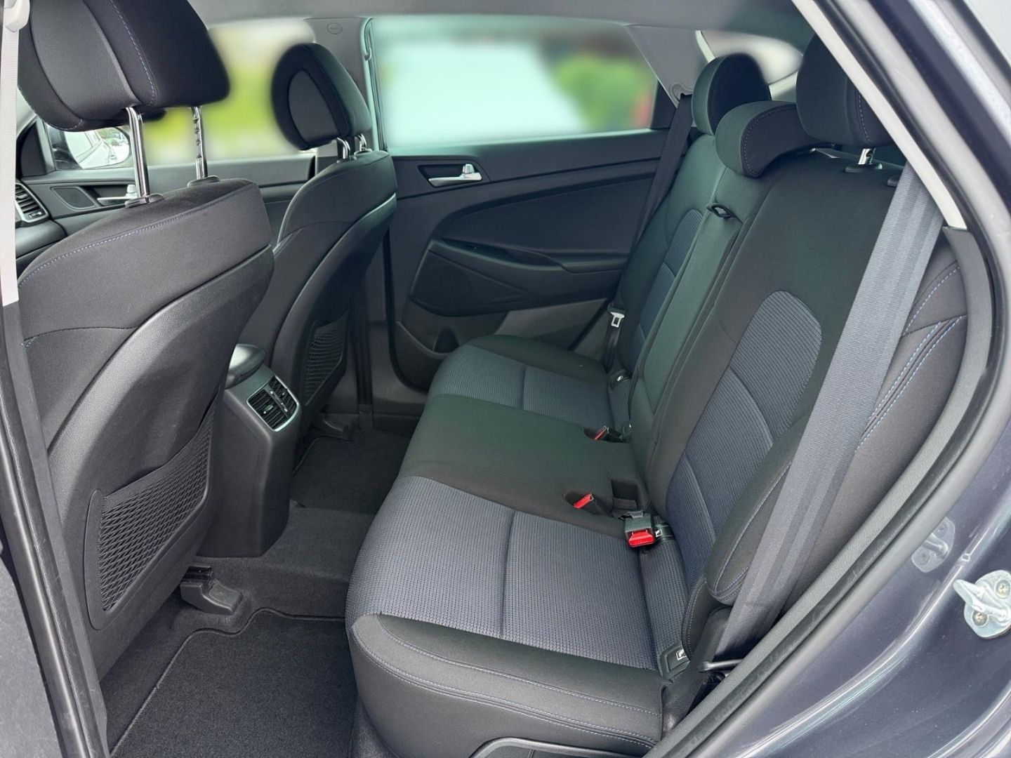 Fahrzeugabbildung Hyundai Tucson 1.6 Benzin Rückfahrkamera Sitzheizung Kli