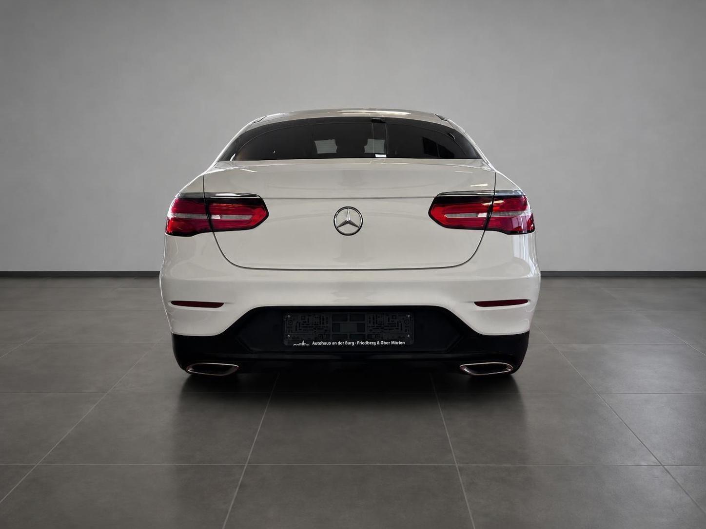 Mercedes-Benz GLC 300 Coupe  4Matic AMG Line  *1.Hd +TMP + LED