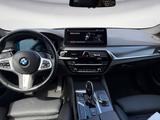 BMW 530d xDrive Touring M Sportpaket Sport Aut. M Sp - BMW 530: Sportpaket 530d M