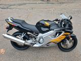 Honda CBR600F PC35 1999 35KW A2 - HONDA CBR 600 F2