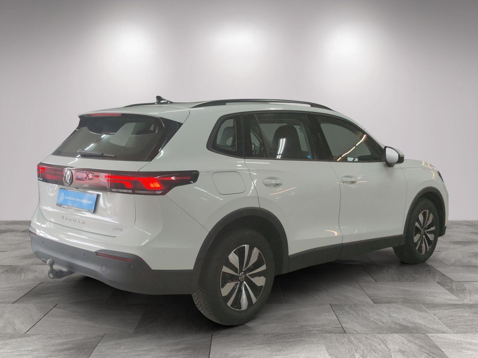 Volkswagen Tiguan Life 1.5 eTSI AHK HuD Standhzg 09.30Garan foto 3
