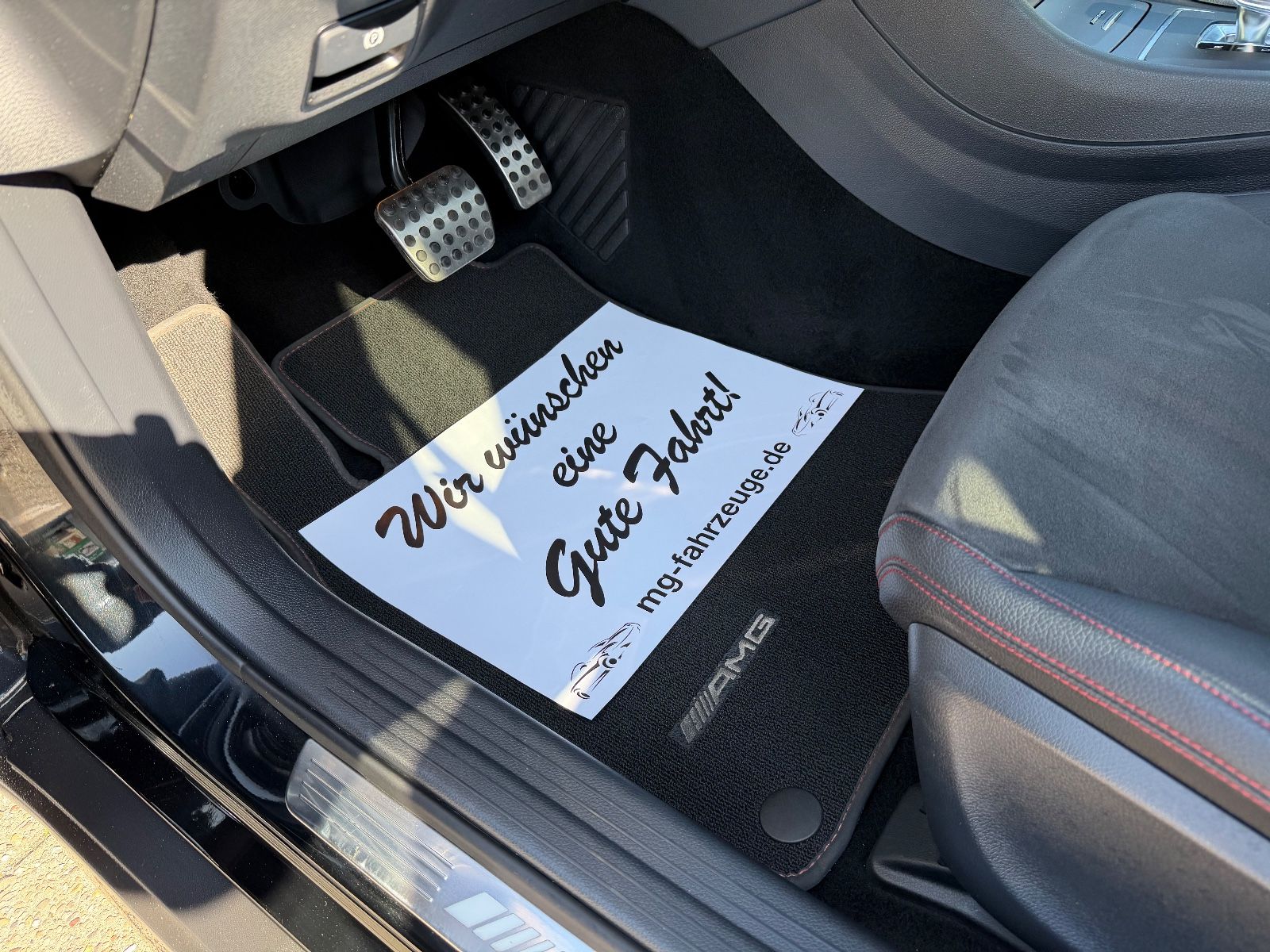 Fahrzeugabbildung Mercedes-Benz GLA 45 AMG 4Matic AERO KIT PANORAMA KLAPPE