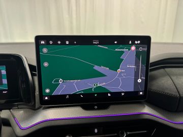 Skoda Kodiaq 1.5 TSI Sportline 7-Sitze AHK Matrix