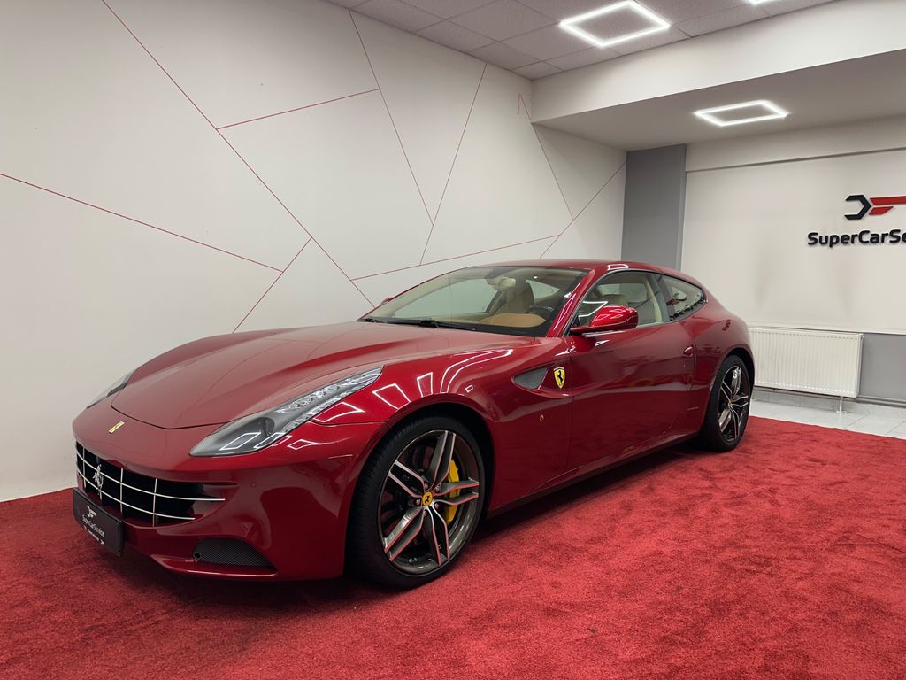 Ferrari FF