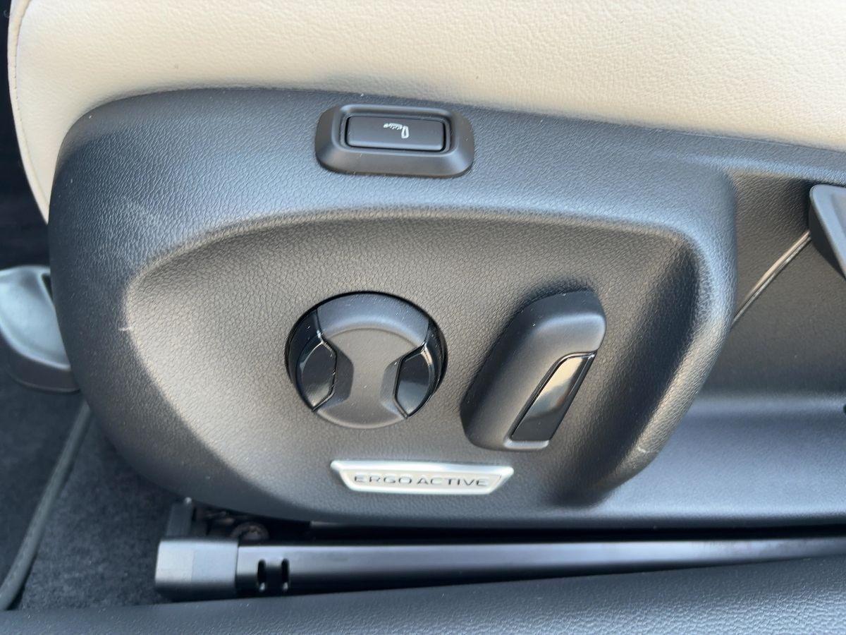 Volkswagen Passat Variant - Bild 18