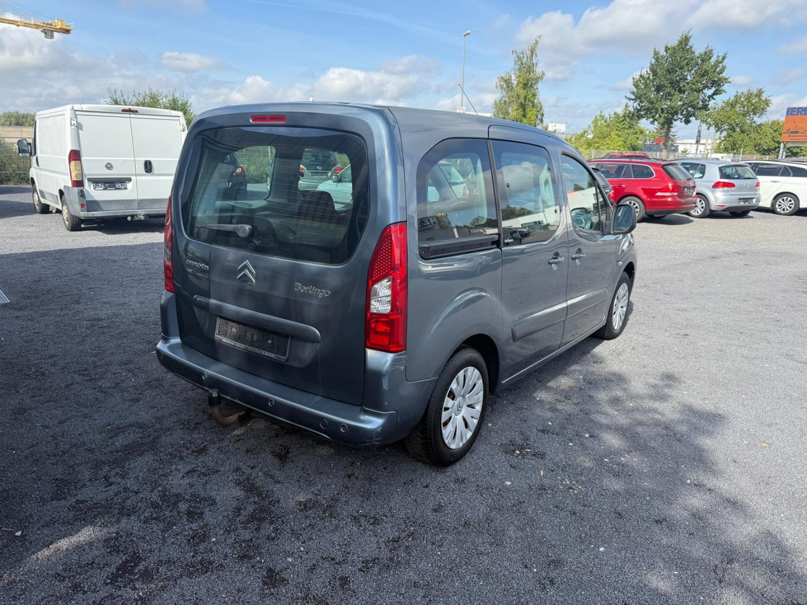 Citroën Berlingo Kombi Multispace *AHK*SHZ*1.Hand,TÜVneu