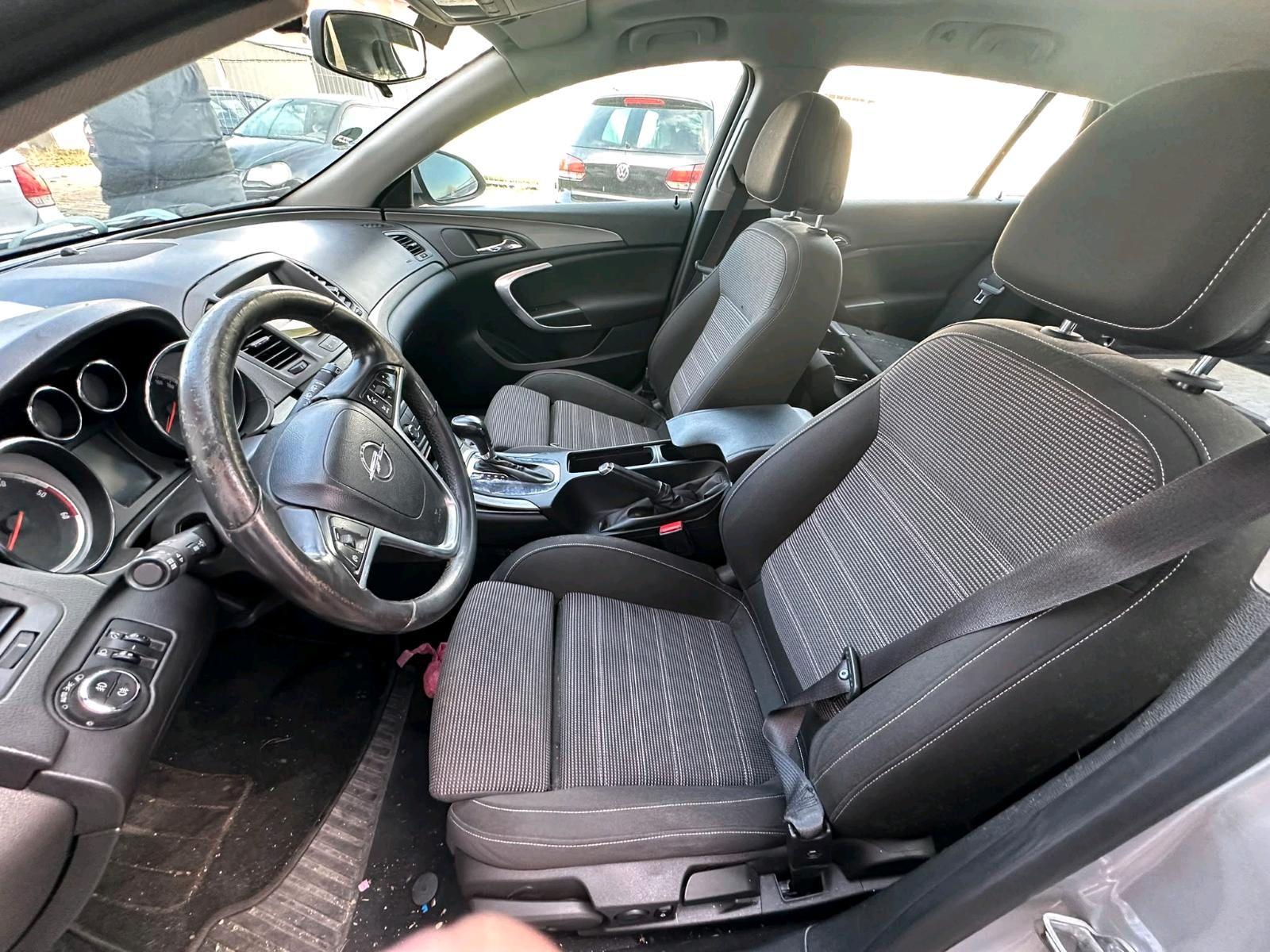 Opel Insignia 2013 — photo 6