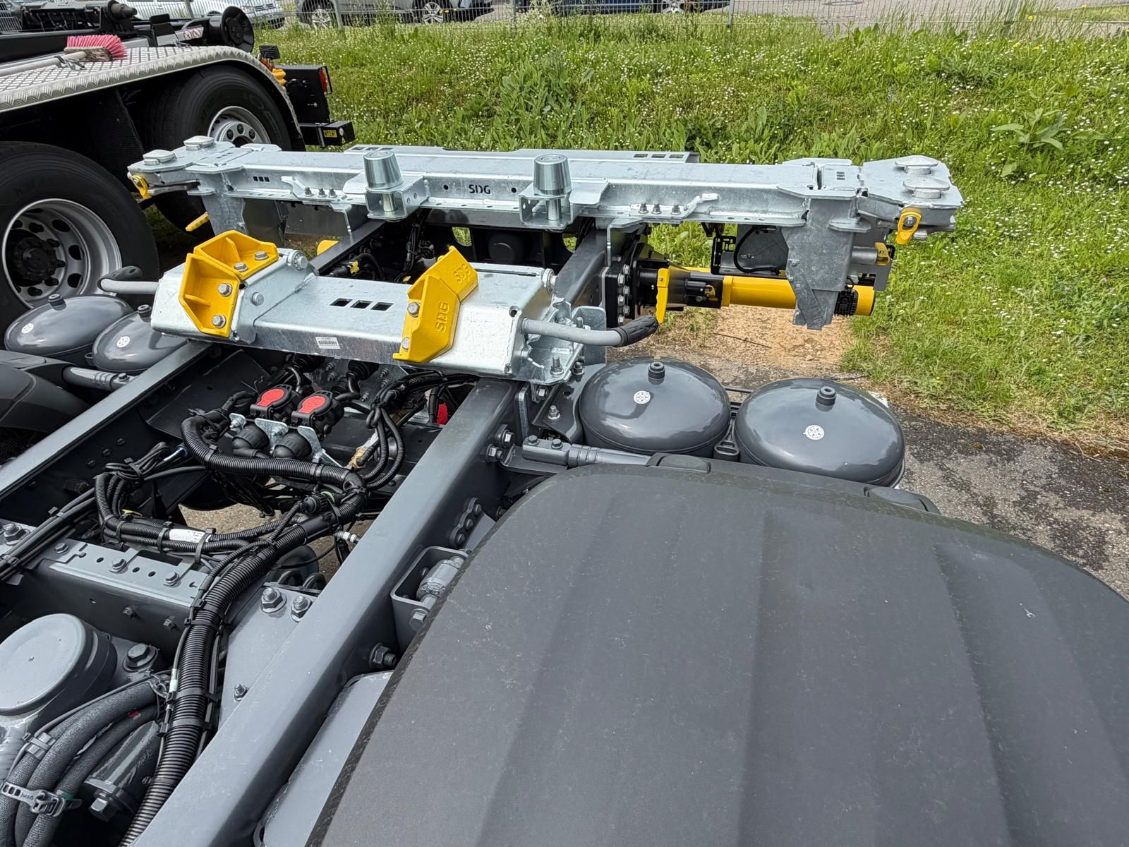 Fahrzeugabbildung DAF FAN XG 480 Multiwechsler 1120-1320 in Kommision