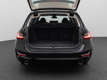 Fahrzeugabbildung BMW 320d xDr Tour Luxury Line AHK HiFI Laserlicht