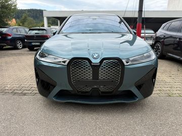 BMW iX xDrive50 Sportpaket HK HiFi DAB Pano.Dach