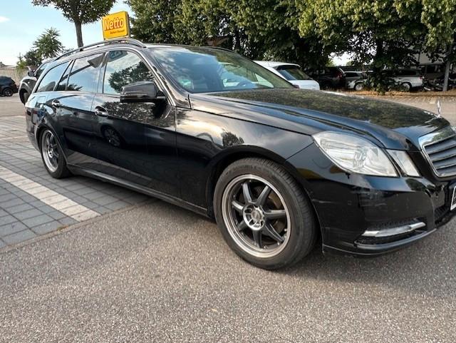 Mercedes-Benz E200, 2011