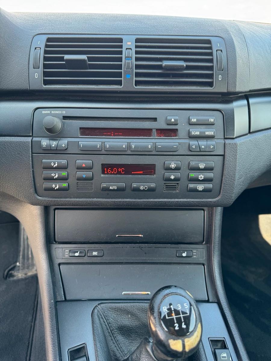 BMW 320 2004 — engine 170 HP (125kW)