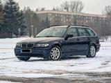 BMW 2001 BMW 320i Facelift M54b22 (170ps) - BMW 320 aus 2001: Kombi