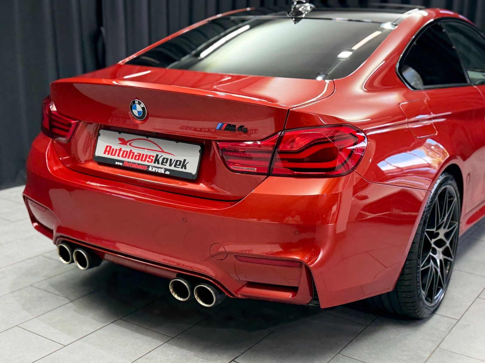 Fahrzeugabbildung BMW M4 Competition Coupe |NGM|LCI|H/K|DE-FZG