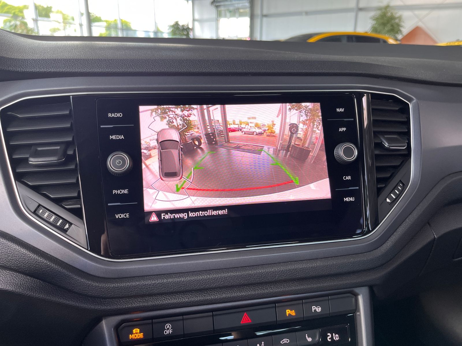 Fahrzeugabbildung Volkswagen T-Roc Cabriolet R-Line AHK LED NAVI ALU