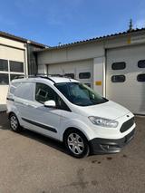 Ford Transit Courier 1.6 TDCi - gebrauchte Ford Transit Courier aus dem Jahr 2015