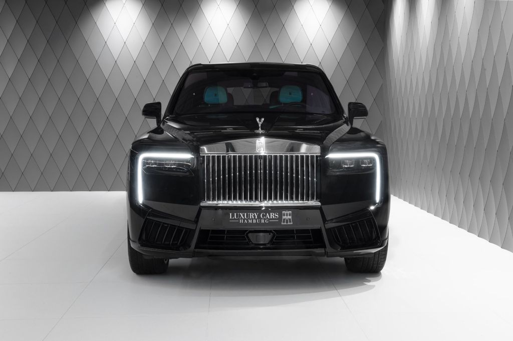 Cullinan Series II 2026 BLACK/TIFFANY VIP SEATS - Bild 2