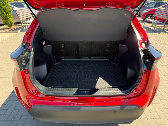 Toyota Yaris Cross Hybrid FWD Team Deutschland