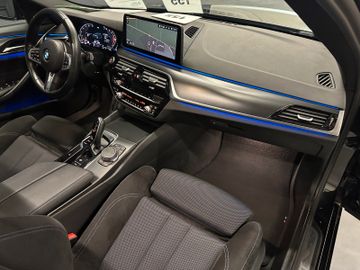 BMW 520 - 12