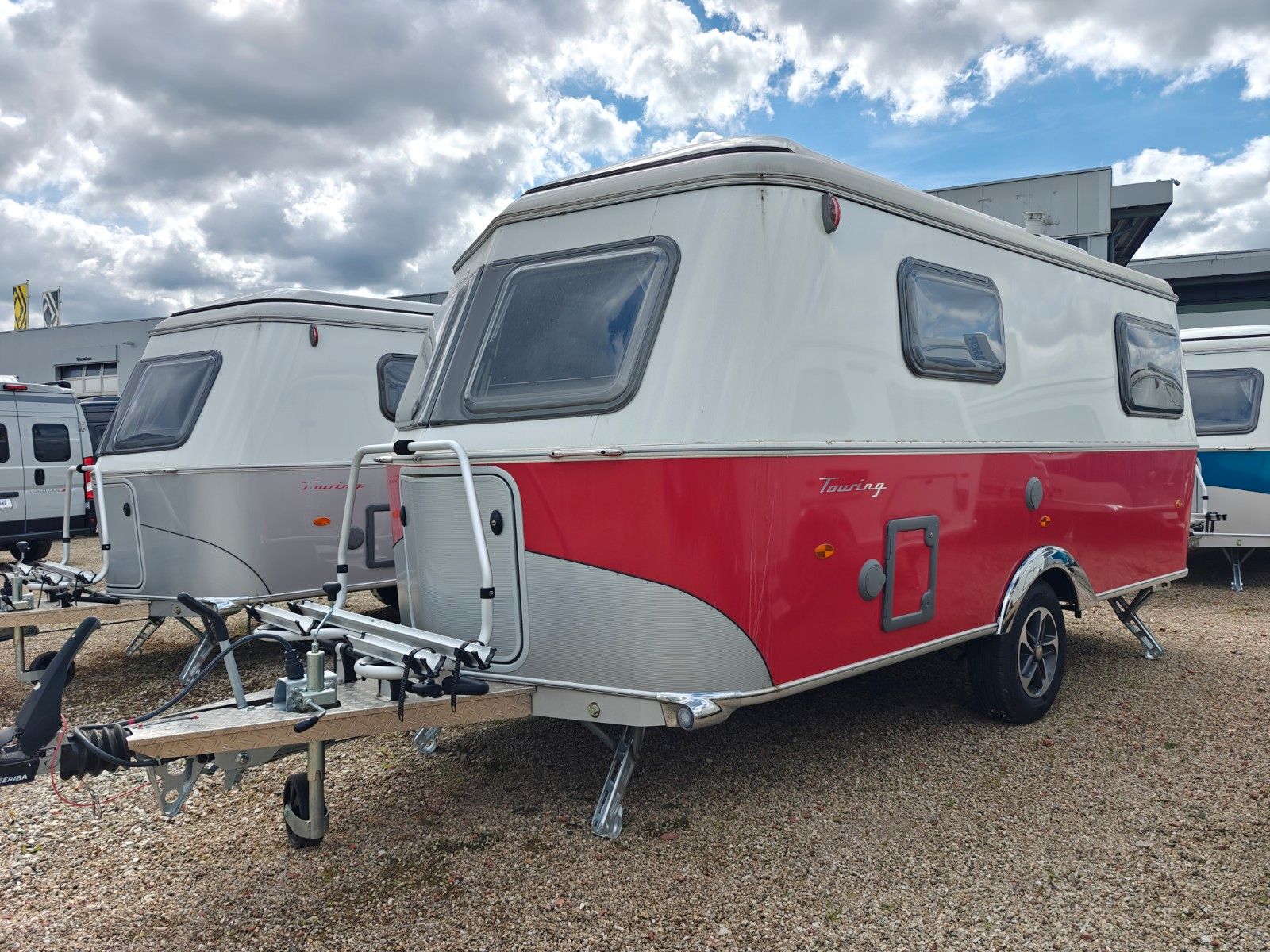 Fahrzeugabbildung HYMER / ERIBA / HYMERCAR Touring 542 Tango Red - JETZT 6.844€ SPAREN !!!