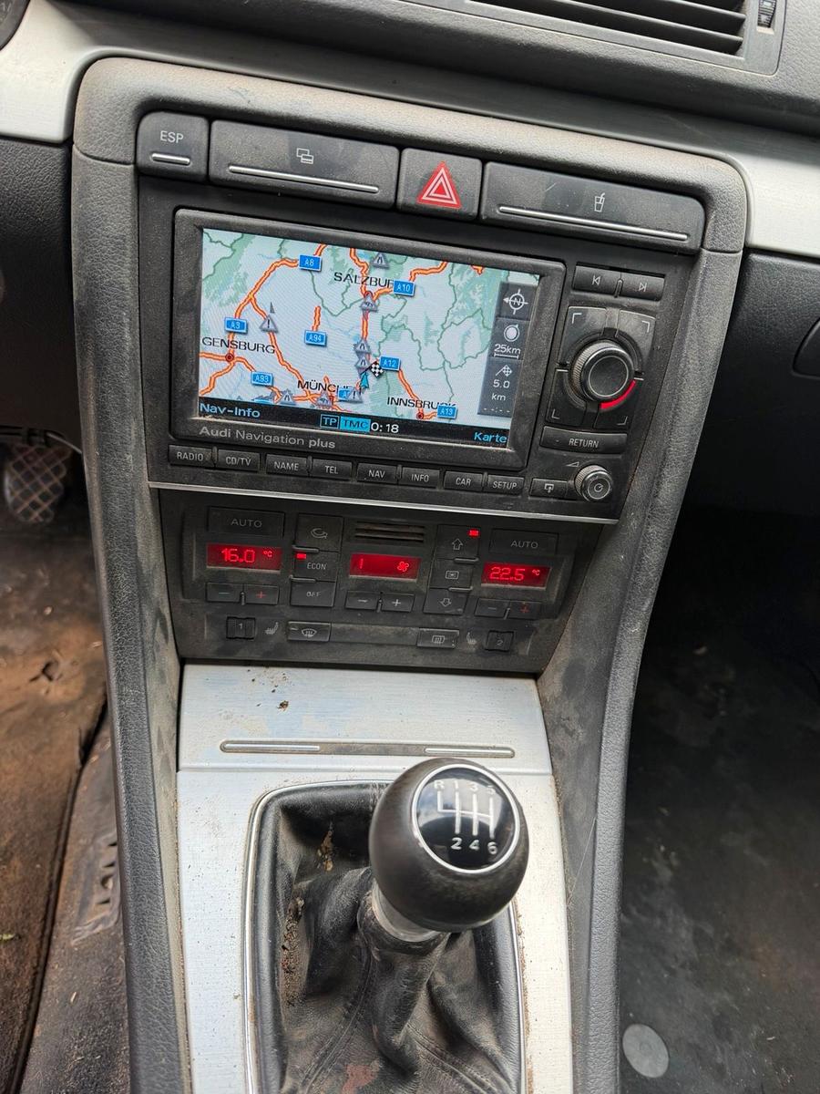 Audi A4 2007 — photo 11