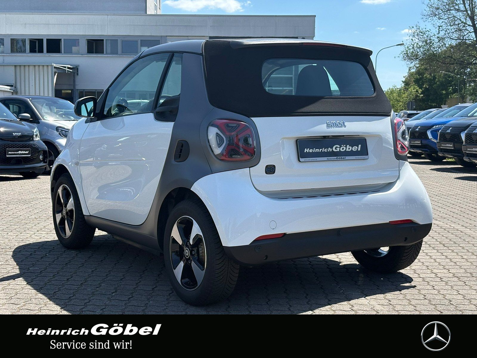 Fahrzeugabbildung Smart EQ CABRIO*EXCLUSIVE*22kW*ALLWETTER*WINTER-PAKET