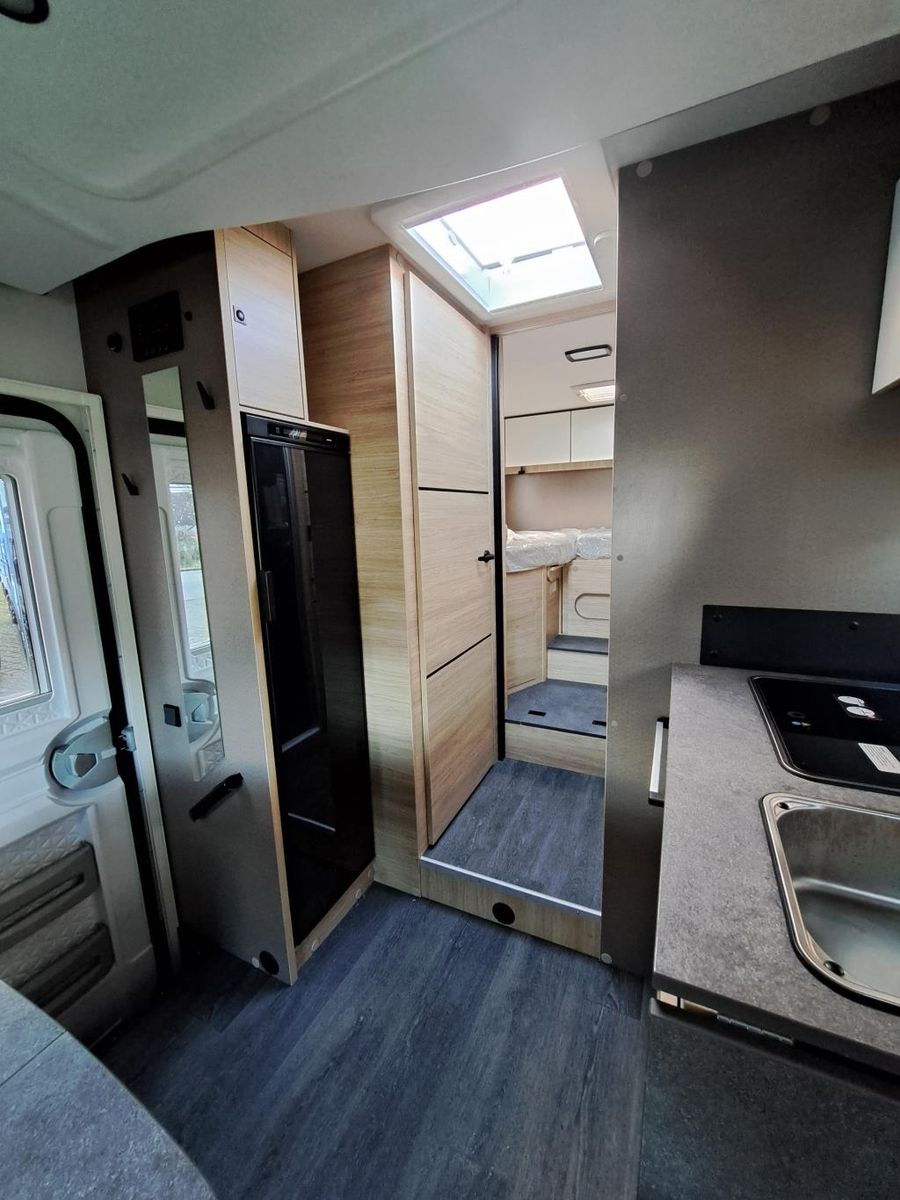 Autohaus Zimpel & Franke -  Challenger 337GA 8-Gang+Hubbett+Solar+Markise - Bild 12 Autohaus Zimpel & Franke -  Challenger 337GA 8-Gang+Hubbett+Solar+Markise - Bild 12