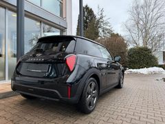 MINI Cooper C ESSENTIAL/ PAKET S/ LED/ EXPERIENCE MOD MINI Cooper C ESSENTIAL/ PAKET S/ LED/ EXPERIENCE MOD