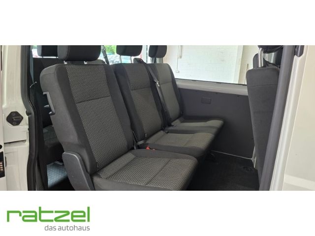 Fahrzeugabbildung Volkswagen Transporter Kombi KR 2.0 TDI 9-Sitzer Navi App C