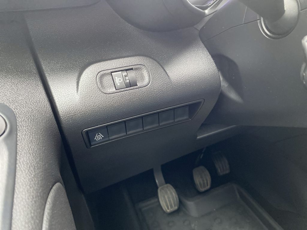 Fahrzeugabbildung Citroën Berlingo M PT 110 FEEL *Keyless*Farb-Touch*PDC*