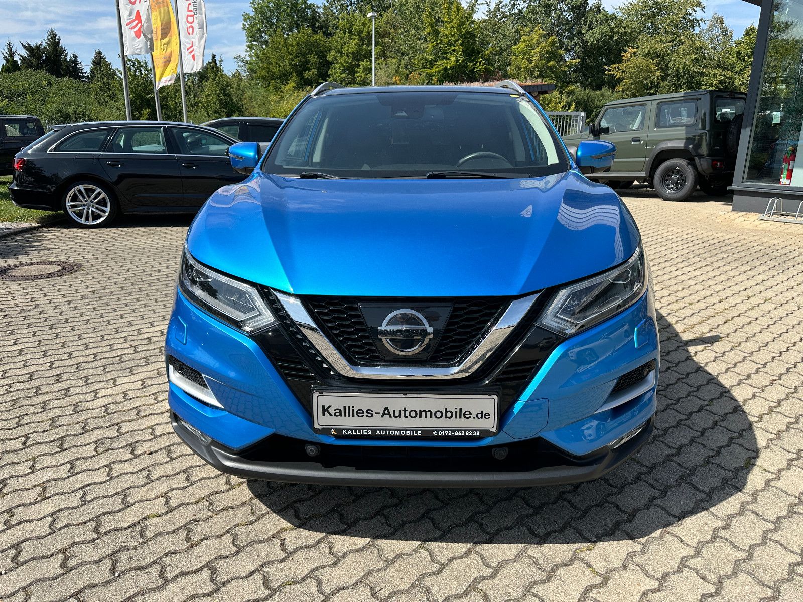 Fahrzeugabbildung Nissan Qashqai 1.2 Tekna  T.LEDER+360+SHZ+NAV+PANO