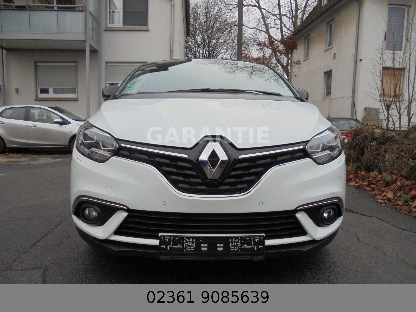 Fahrzeugabbildung Renault Scenic IV BOSE Edition Navi/Headup/Panramadach/