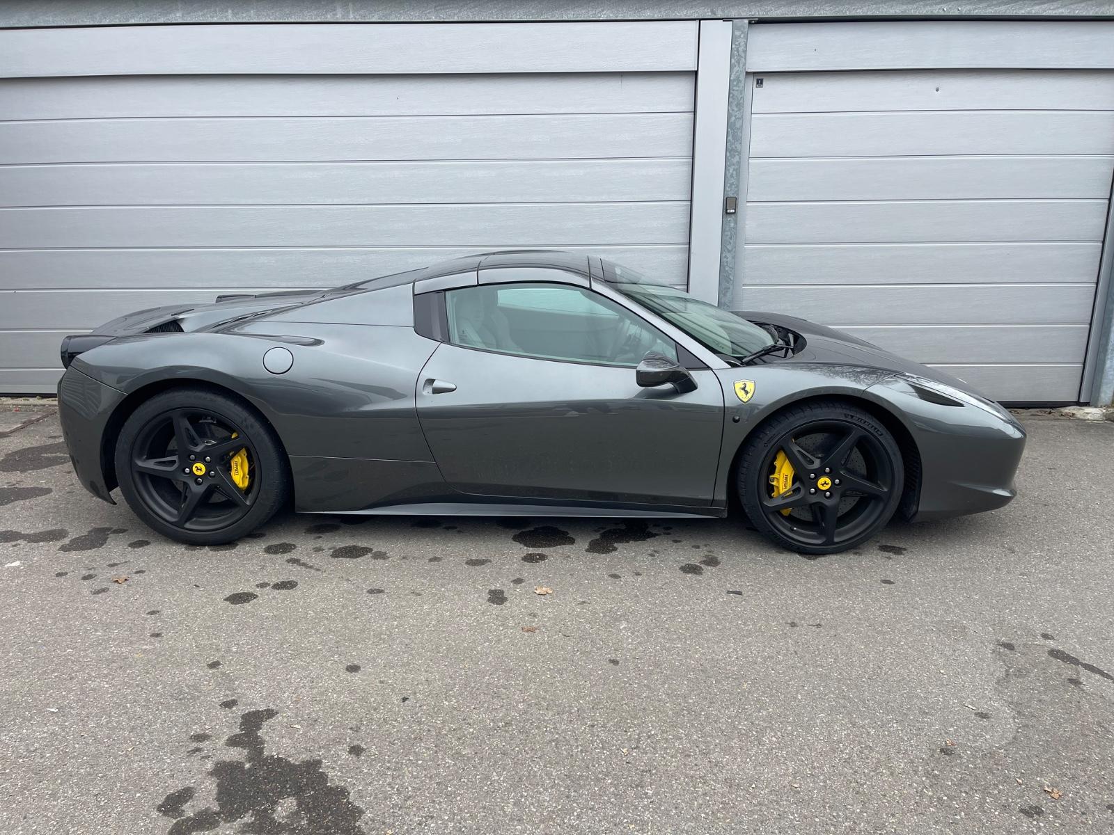 Ferrari 458 Spider, Wartung neu, Garantie