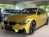 BMW M4 Coupe Carbon Deutsches Fahrzeug Garantie - BMW M4 in Bochum