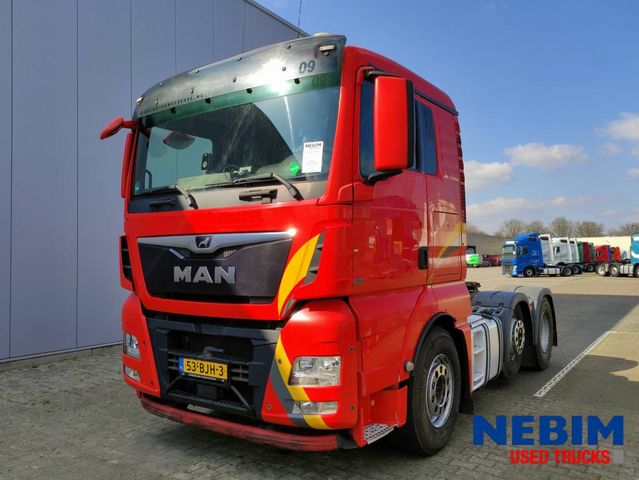 MAN TGX 26.420 6x2 - Hydraulic system