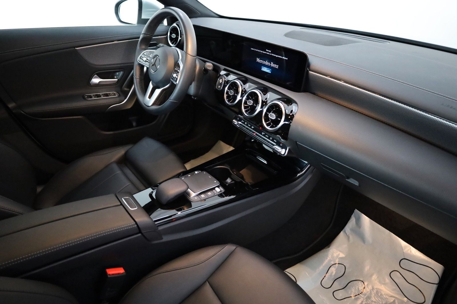 Fahrzeugabbildung Mercedes-Benz CLA 220 d Coupe,Leder,Navi,LED,SH,360Kamera